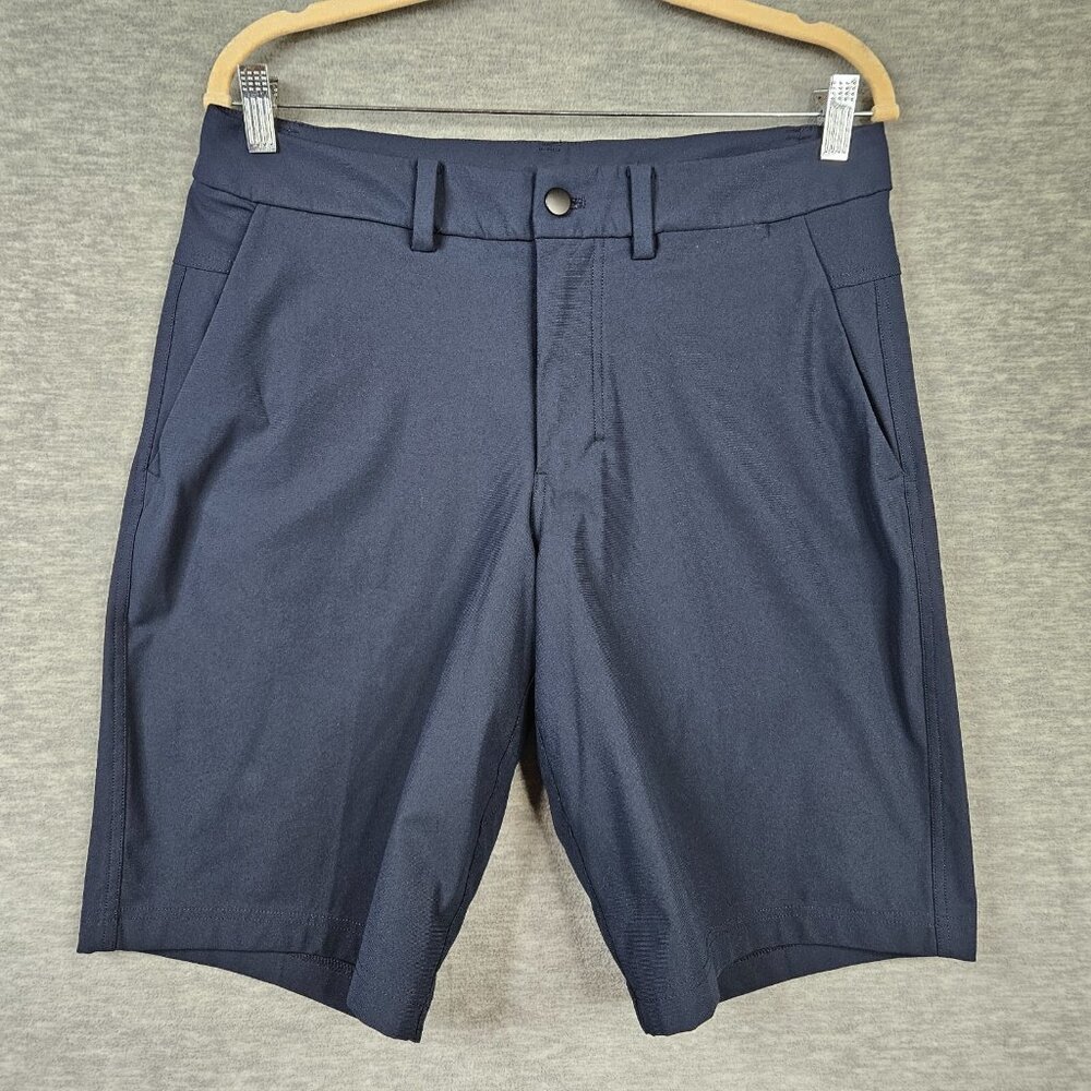 Lululemon Men's Navy Blue Chino Pockets Outdoor pant Size 34